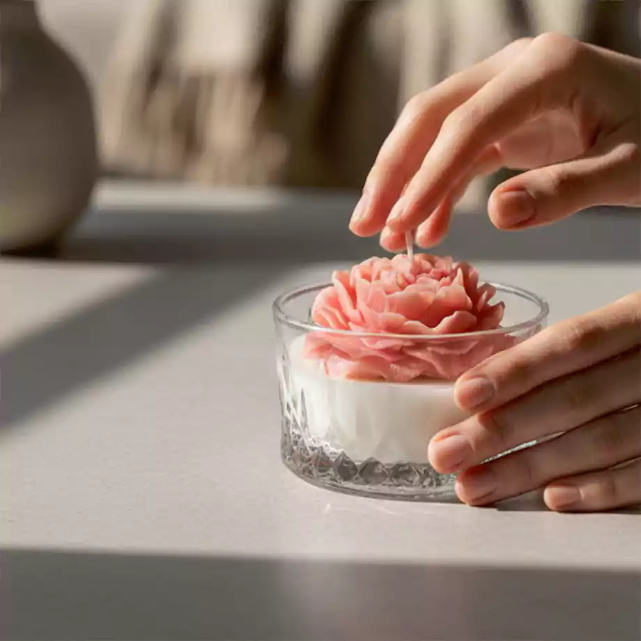 El Yapımı Beton Saksıda Çiçek Mum | Modern Ev Ofis Mumu - Görsel 2